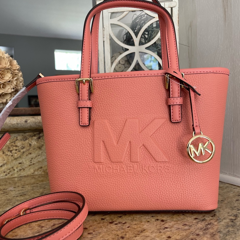 New mk ๐ jet set travel carry all tote - Picture 1 of 9